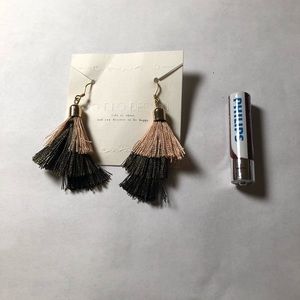 🧚🏻‍♀️Super cute mini tassels earrings🧚🏻‍♀️